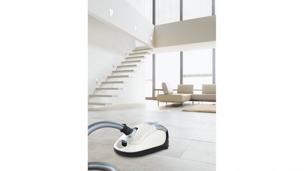 Cheap Miele Compact C1 Young Style 